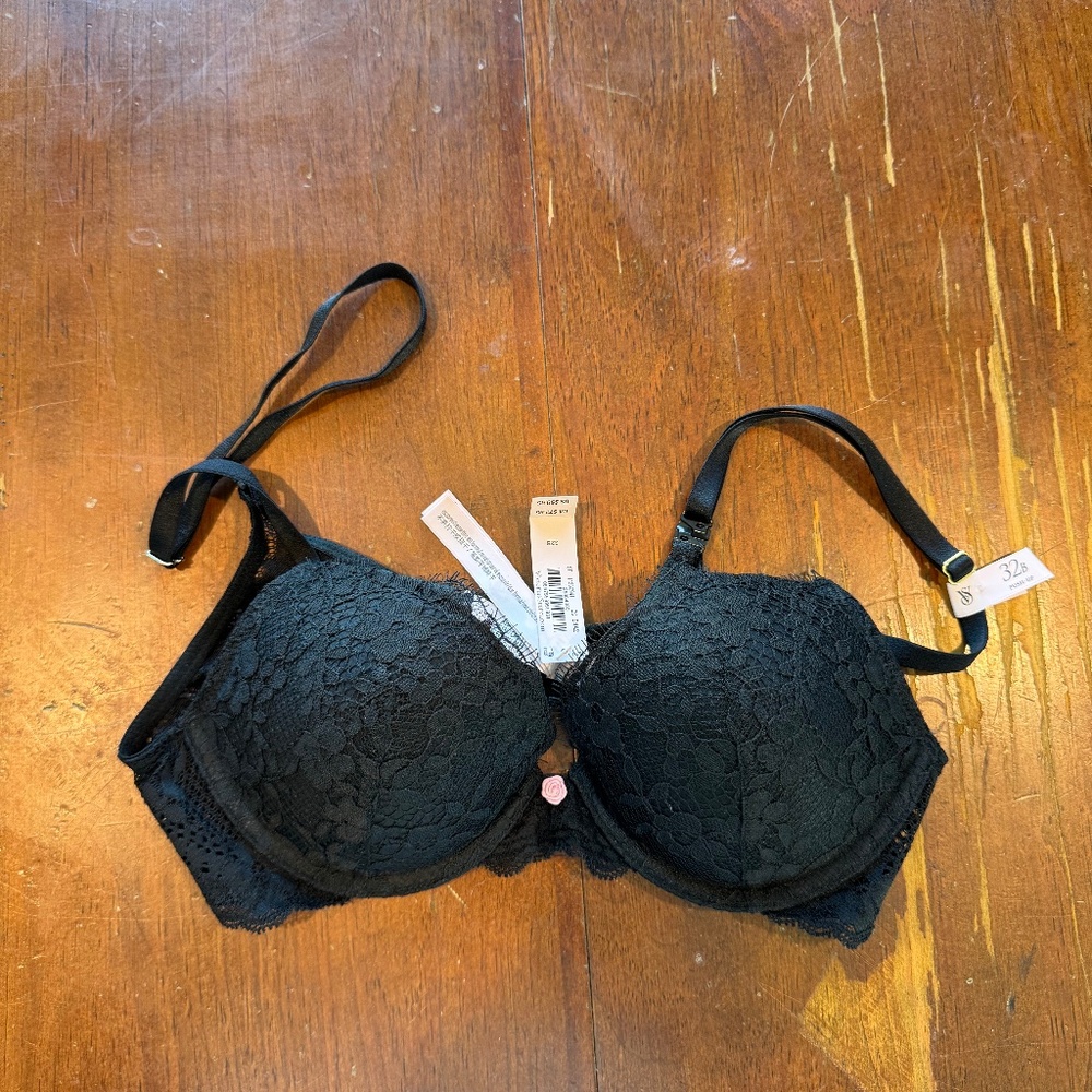 Victoria's Secret Lingerie 32B and XS